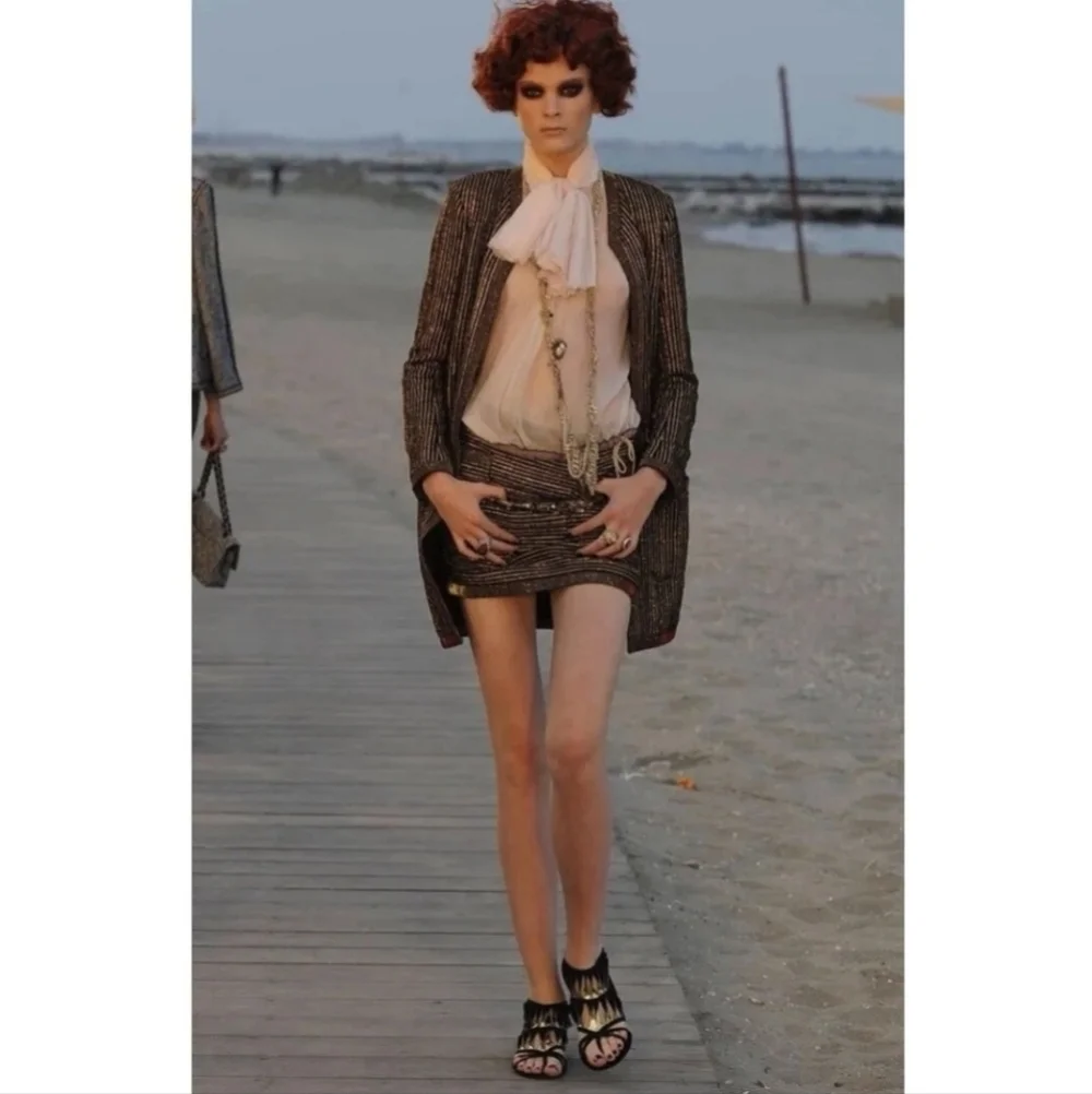 CHANEL Metallic Tweed 'Cruise 2010' Skirt New Without Tag